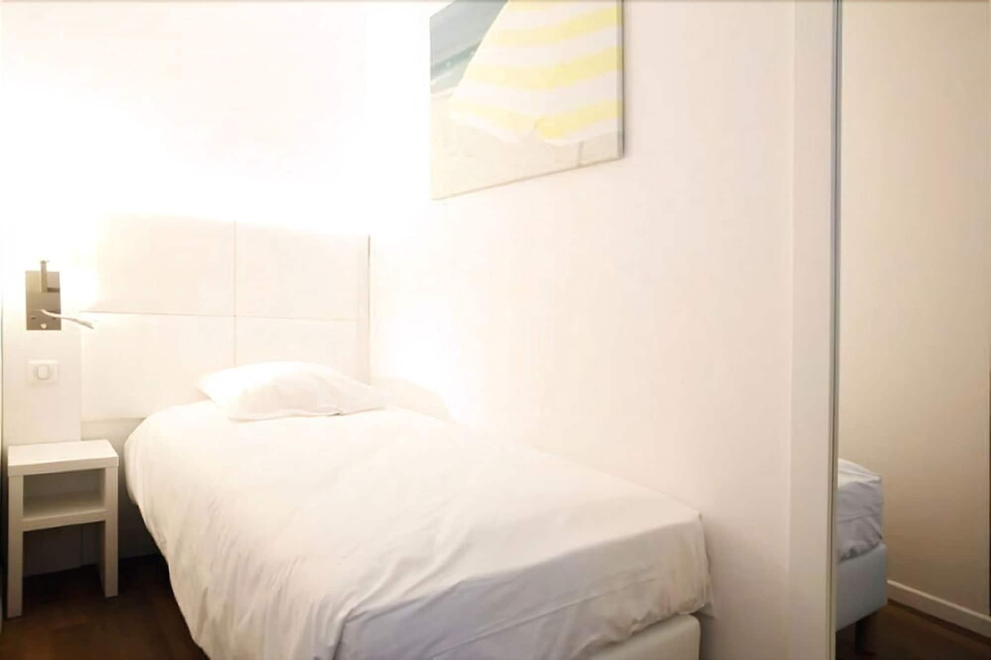 Greet Hotel Lille Gare Flandres - Groupe Accor Екстериор снимка